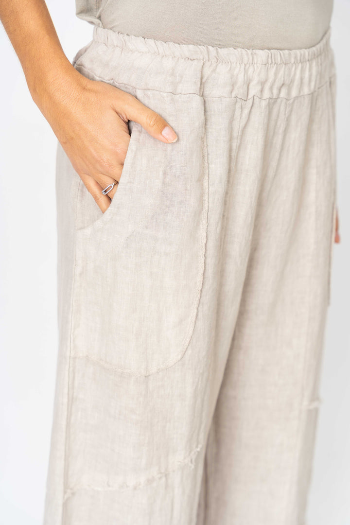 Linen Pant with details