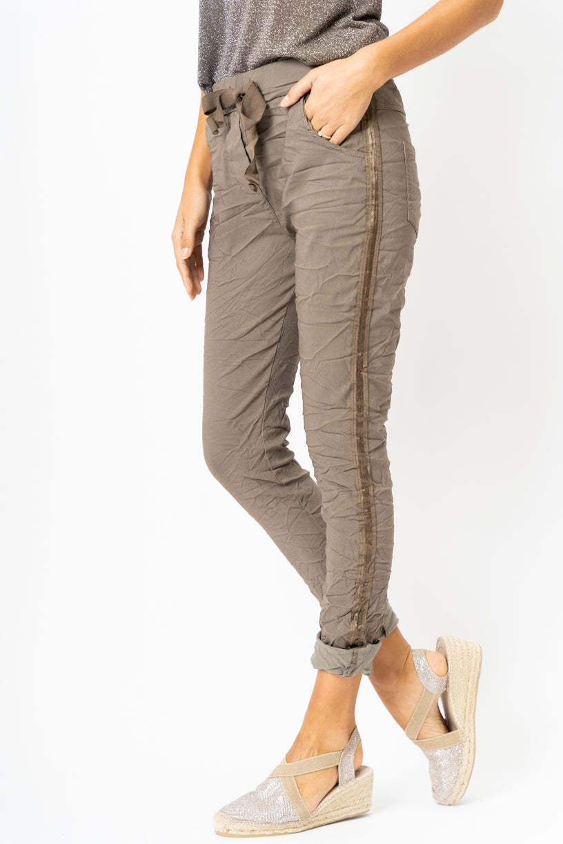 2120HW - Italian Jogger pants with Satin Ribbon