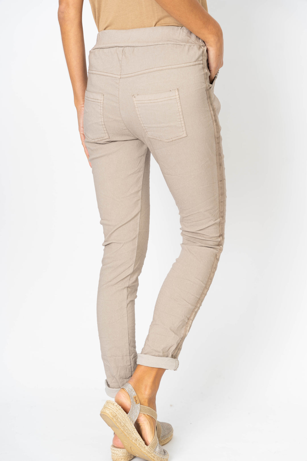 2120HW - Italian Jogger pants with Satin Ribbon