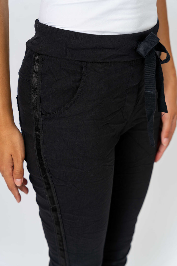 2120HW - Italian Jogger pants with Satin Ribbon