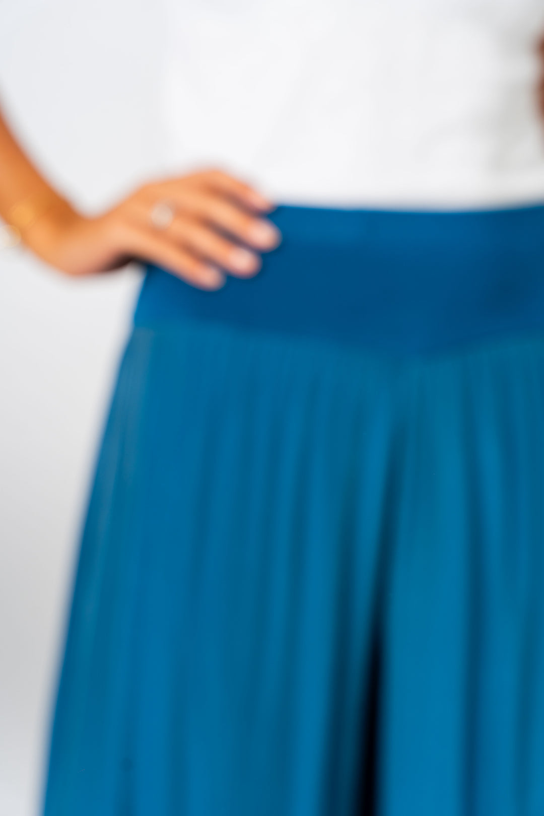 2184 - Silk Pant Slit on side