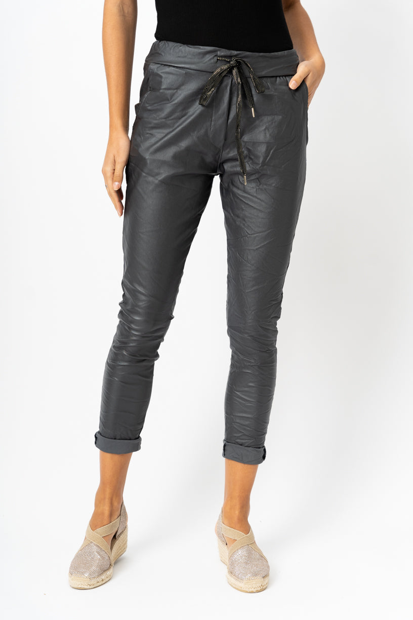 6526 - "Magic" Fake Leather jegging pants