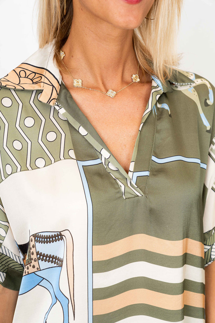 6663H Geo/Horse print short sleeve Blouse