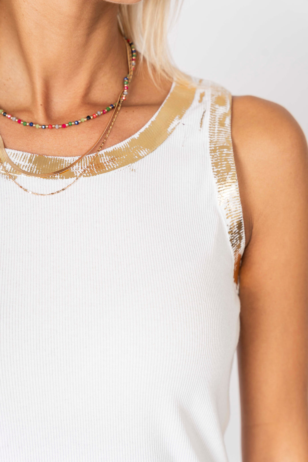 83775 Metallic Foil Detailed Ribbed Italian Tank