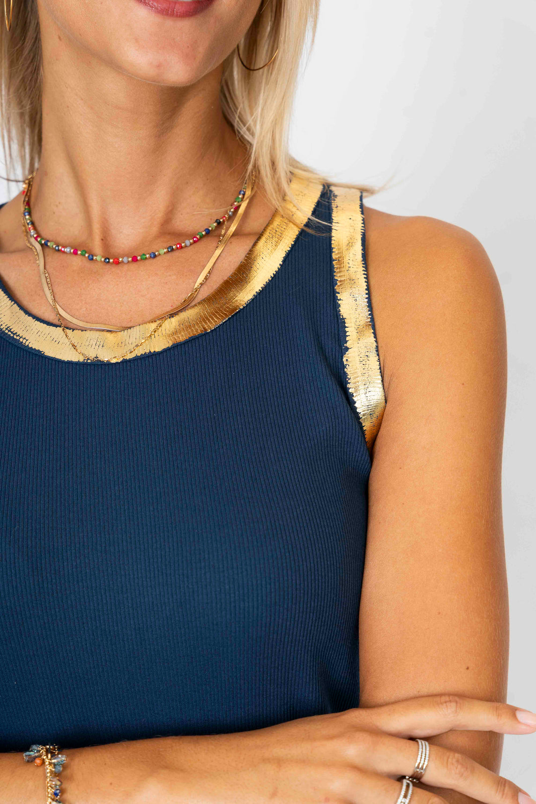 83775 Metallic Foil Detailed Ribbed Italian Tank