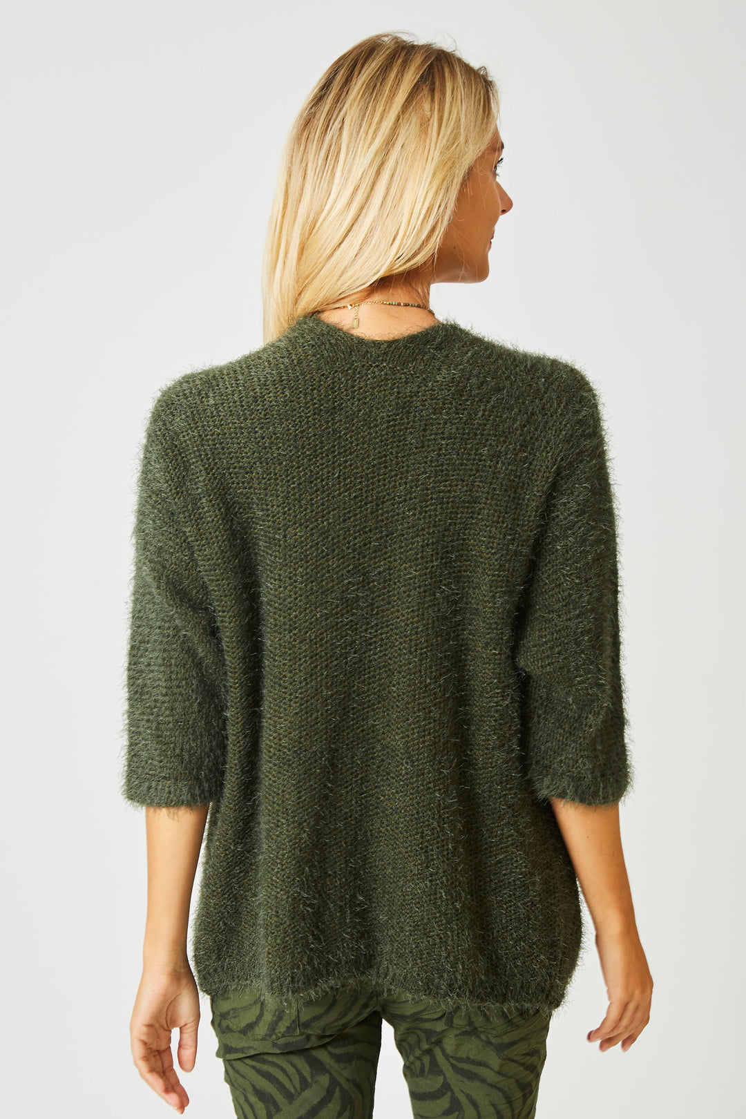 PI575 - Fluffy Cardigan