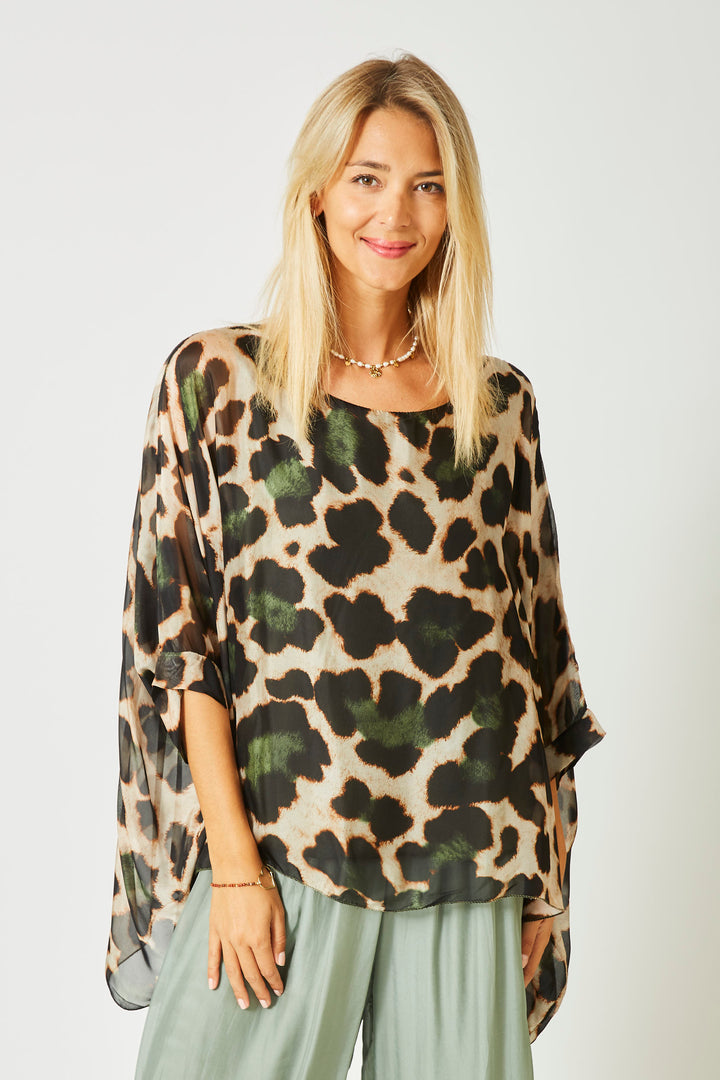 1688LC - Cheetah printed silk blouse