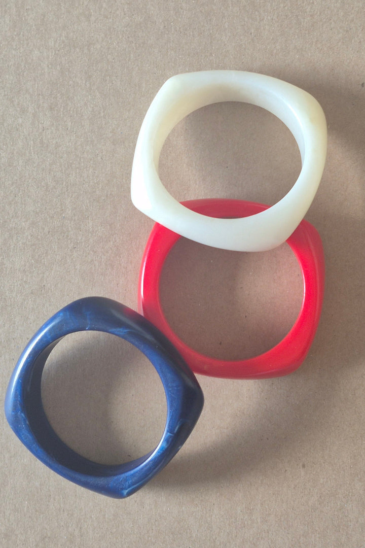 Tricolor Resin Bangle Set