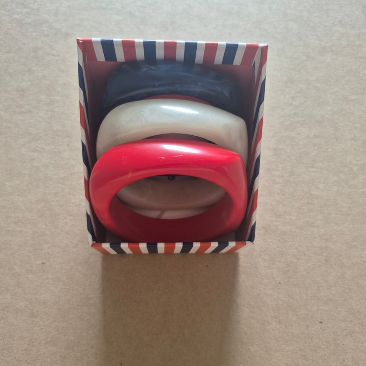 Tricolor Resin Bangle Set