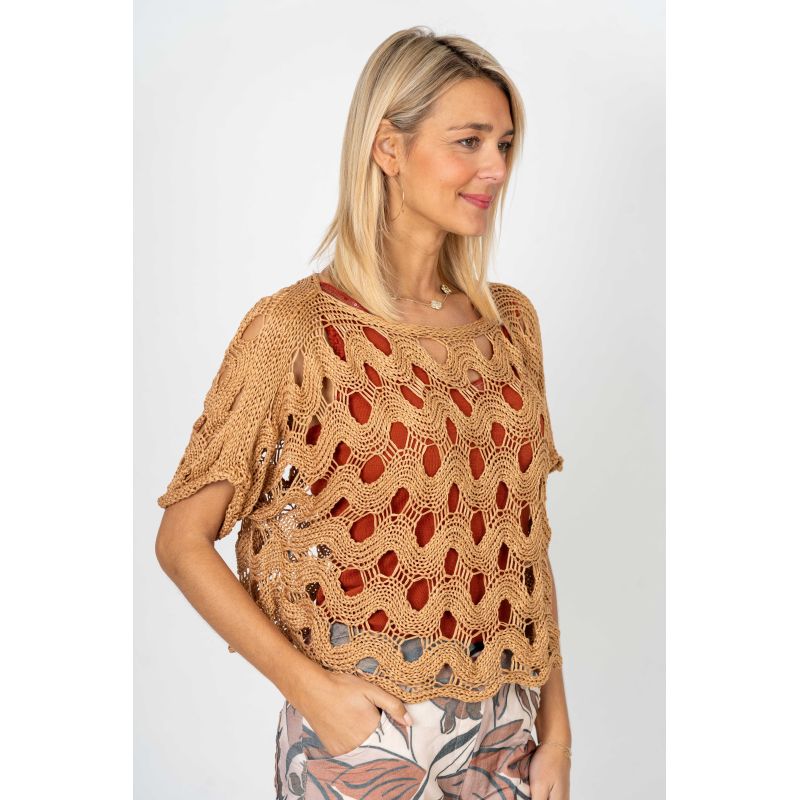 #color_light-camel