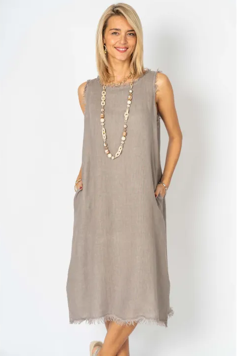 #color_taupe